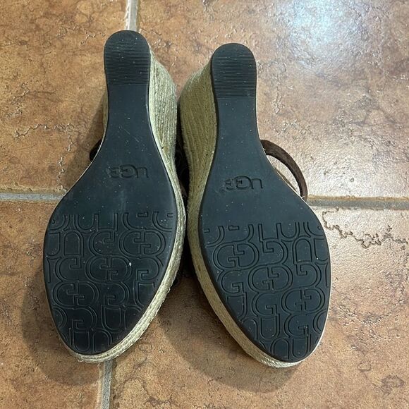 Ugg Tawnie brown suede espadrille wedges size 9 - Picture 9 of 10